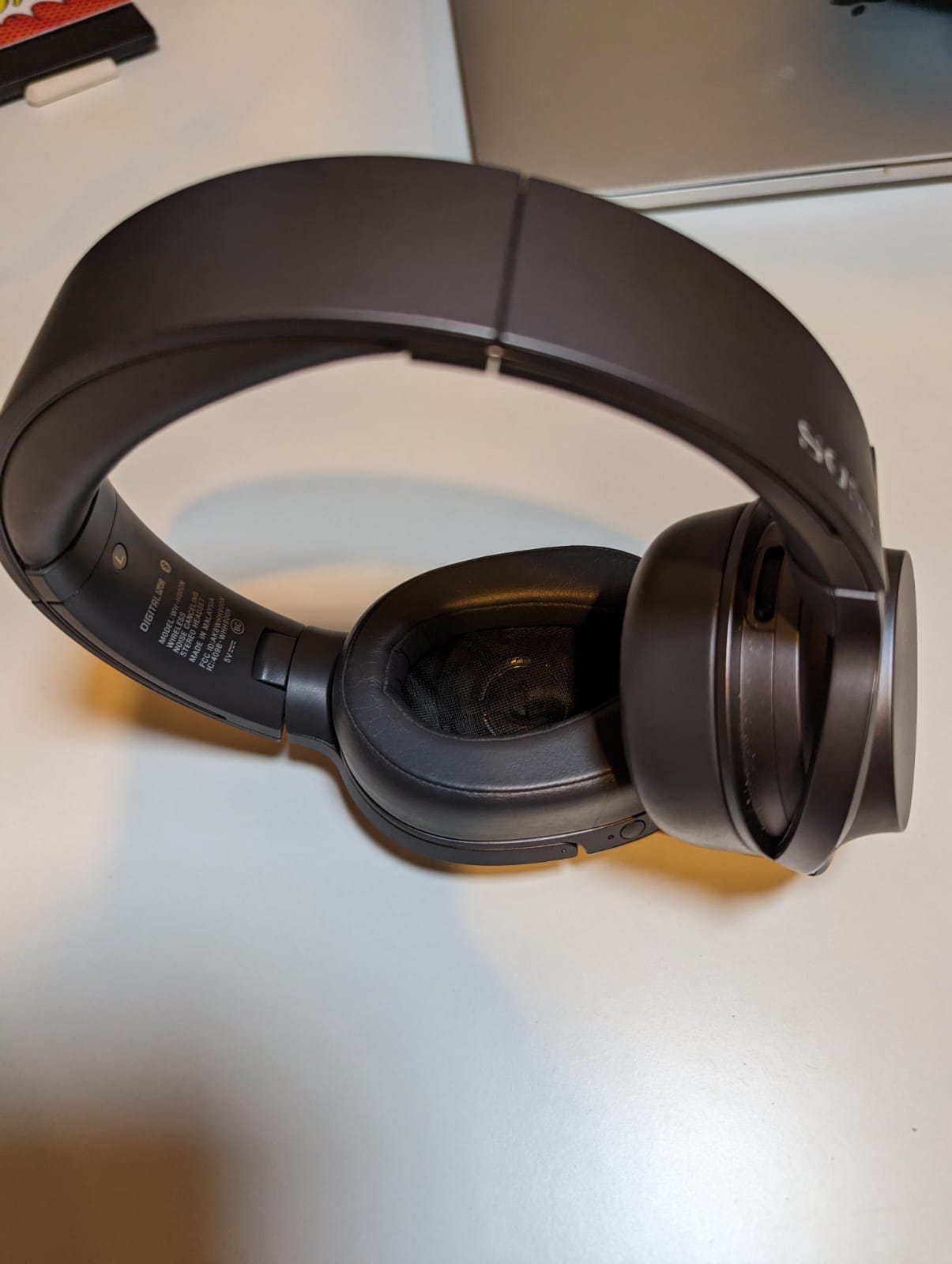 Sony WHH900N Hear On 2 Wireless Overear Noise Cancelling High Resolution Headphones, 2.4 Ounce